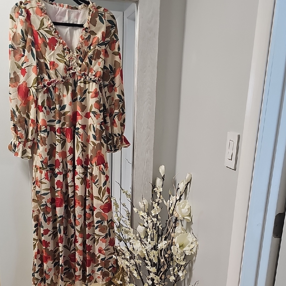 Floral V-Neck Long Sleeve Maxi Dress
